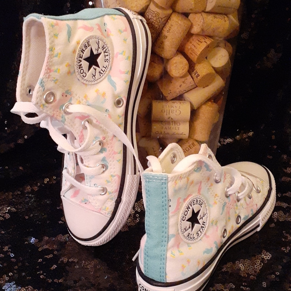 Girls shoes